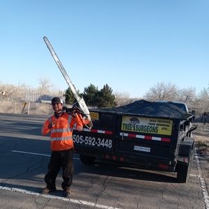 Meet your Posher, Avery